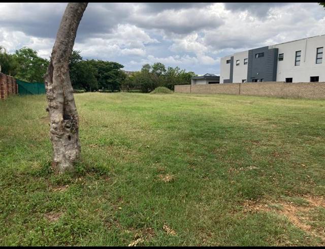 LAND FOR SALE IN SIX FOUNTAINS RESIDENTIAL ESTATE